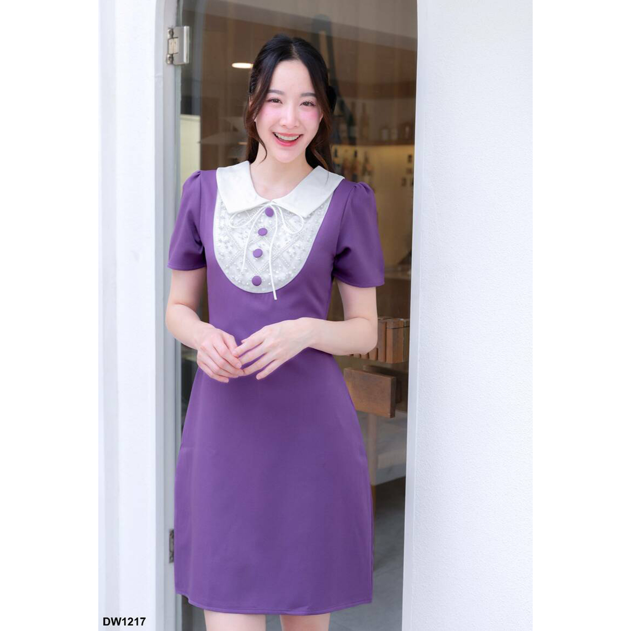 kudapy เดรสสั้นสีชพู/สีกรม/สีม่วง ผ้าพื้นแต่งอกปักมุก