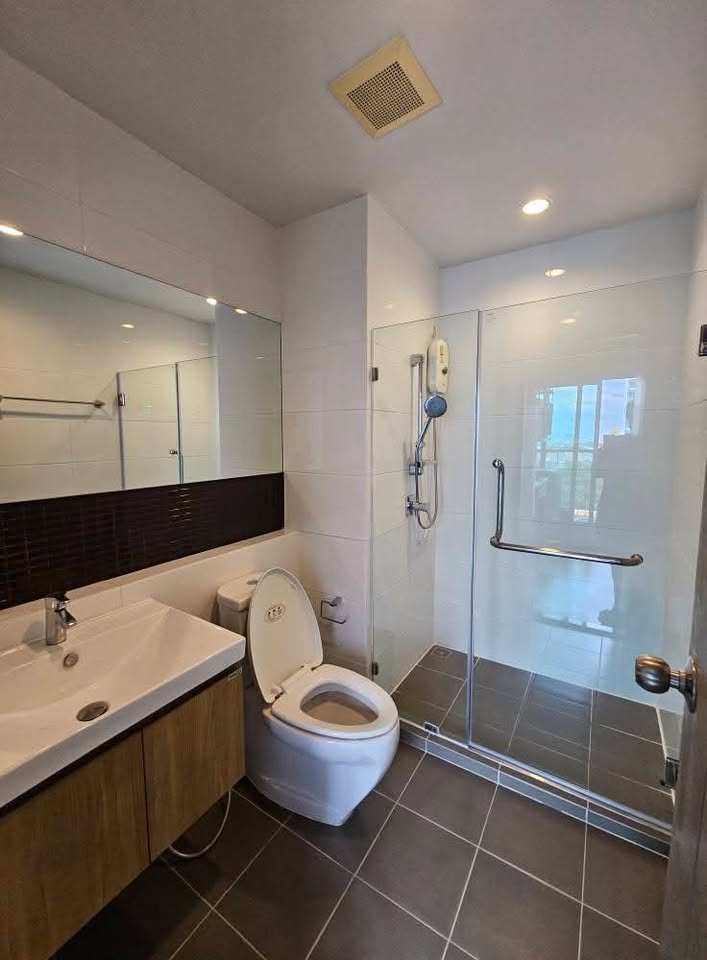 ให้เช่า The Tempo Grand Sathorn-Wutthakat (เดอะ เทมโป แกรนด์ สาทร-วุฒากาศ) 1 นอน 1น้ำ ขนาด 30 ตรม ชั้น 16 ราคา 11,000 BTS วุฒากาศ