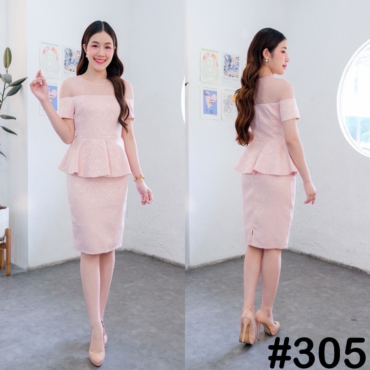 kudapy เดรสสั้นสีชมพู/สีฟ้า/สีครีม เปิดบ่าแขนสั้น ช่วงบนแต่งซีทรูจับแมทสีพาสเทลเข้ากับชุด ช่วงเอวแต่งระบาย