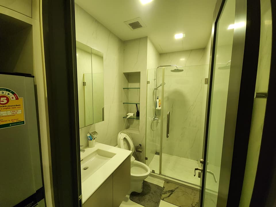 ปล่อยเช่าคอนโด Chewathai Residence Asoke (ชีวาทัย เรสซิเดนซ์ อโศก) - Duplex 2ชั้น มีเครื่องซักผ้าและอบผ้าพร้อม - การเดินทาง: ใกล้ MRT พระราม 9