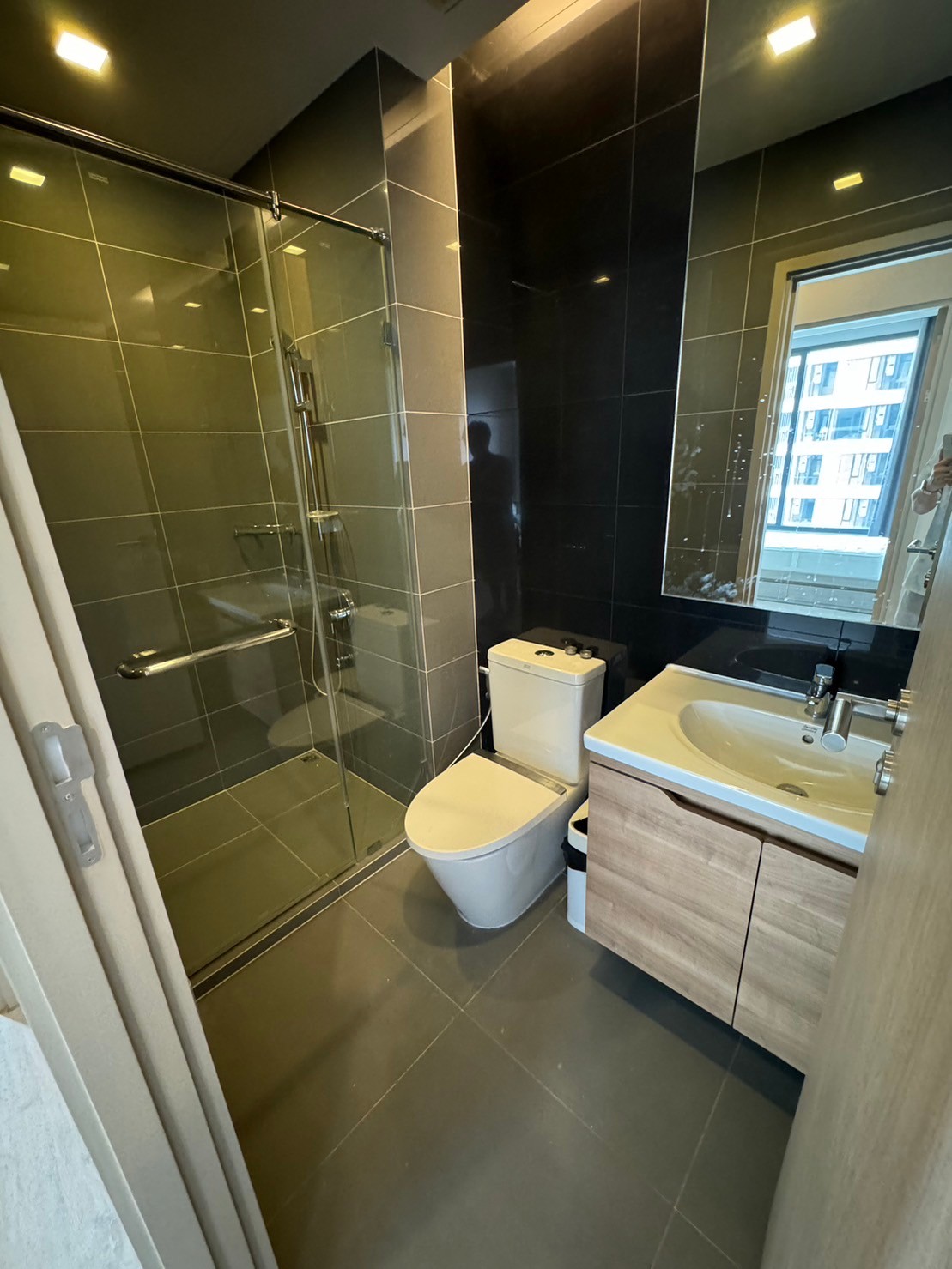 ให้เช่าคอนโด M Thonglor 10 (เอ็ม ทองหล่อ 10) - ตกแต่งเฟอร์ครบ 2ห้องนอนเลี้ยงสัตว์ได้เอกมัย12ทองหล่อ10 - การเดินทาง: BTS เอกมัย, ทองหล่อ