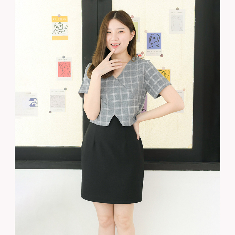 kudapy เดรสสั้นใส่ทำงาน สีเทาอมเขียว/สีดำ/สีเบจ/สีเทา คอวี ซิปหลังใส่ง่าย ผ้าลายตาราง