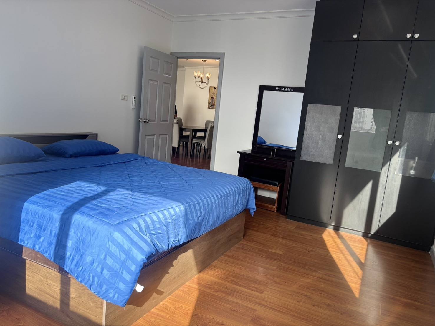 ให้เช่าคอนโด Grand Park View (แกรนด์ พาร์ค วิว) โซน รถไฟฟ้า MRT เพชรบุรี สุขุมวิท ห้องแบบ 3ห้องนอน / 2ห้องน้ำ ขนาดห้อง 120 ตรม. ชั้น 10