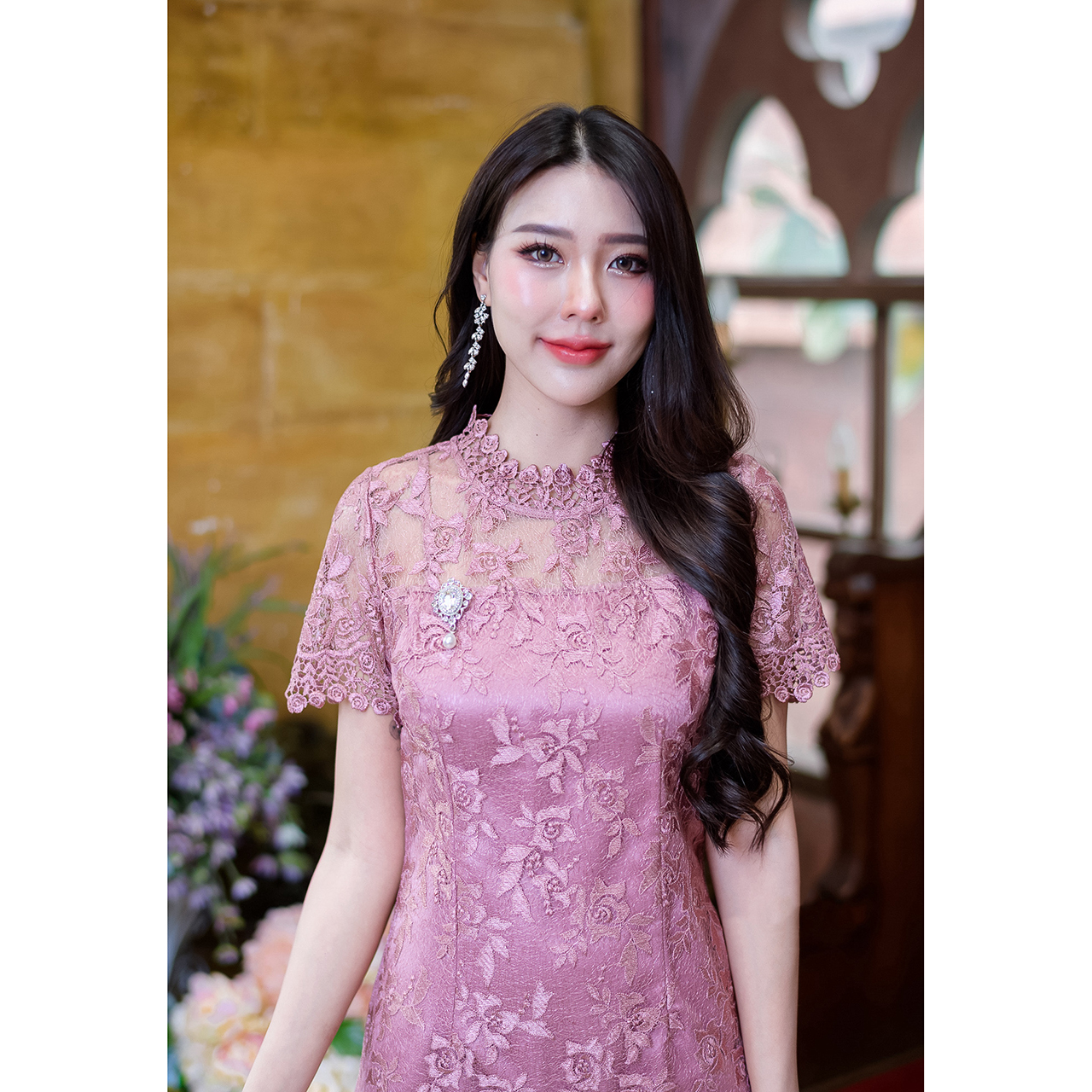 kudapy เดรสสั้นสีเหลืองทอง/สีชมพูกะปิ ทรงแขนสั้นผ้าลูกไม้เงาผ้าสวยพรีเมี่ยม งานลายเชิงผ้าช่วงแขนและชายกระโปรงสวยมาก