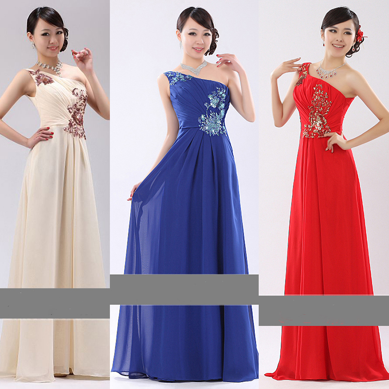 kudapy เดรสยาวสีแดง/ครีม/น้ำเงิน ไหล่เดียว แต่งลูกไม้ปักเลื่อมละเอียด ช่วงอกจับเดรปสวย