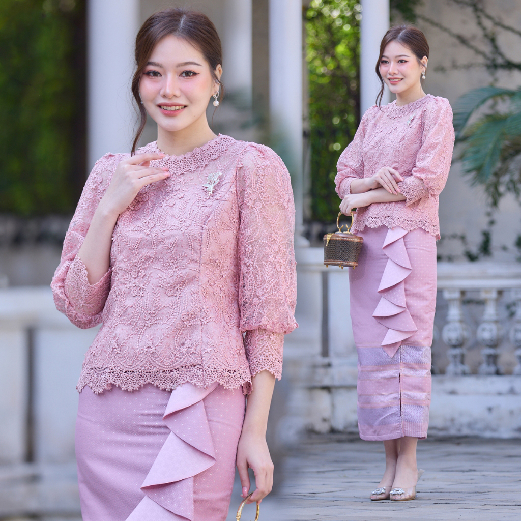 kudapy ชุดเซตผ้าไหมไทยทอลาย สีชมพู เสื้อ+ผ้าถุงแต่งระบาย