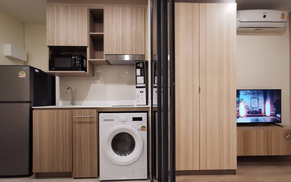 ปล่อยเช่า Life Rama 4 - Asoke (ไลฟ์ พระราม 4 - อโศก) - โซนพื้นที่ MRT ศูนย์การประชุมแห่งชาติสิริกิติ์ Studio 1ห้องน้ำ 1ครัว - ขนาดห้อง 26.5 ตรม. ชั้น 20 - ให้เช่า 20,000 ต่อเดือ