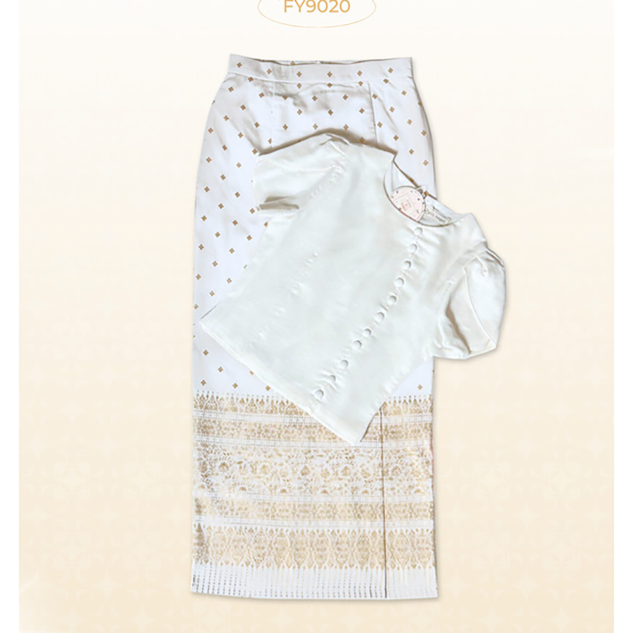 kudapy ชุดเซ็ทเสื้อสีขาว ชุดลิซ่าใส่+กระโปรงลายไทยสีชมพู/สีครีม