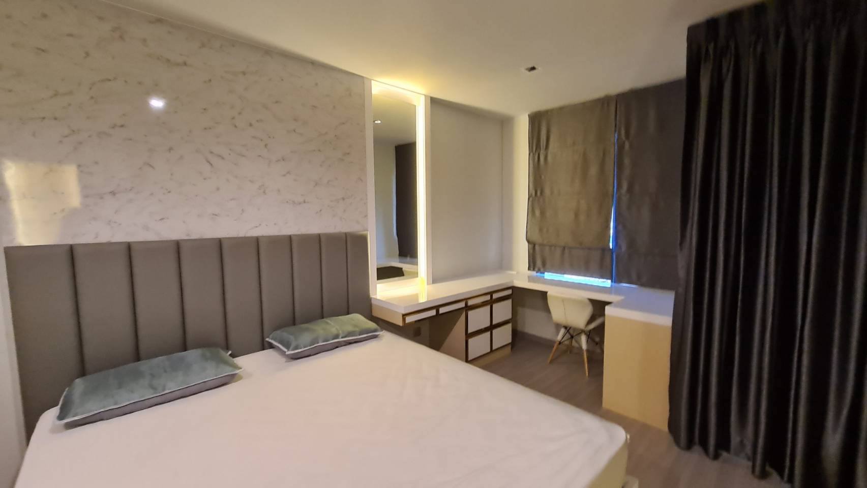 ให้เช่าคอนโด Life Ladprao (ไลฟ์ ลาดพร้าว) 1ห้องนอน / 1ห้องน้ำ ขนาด 27 ตรม. ชั้น 37 ตึก A ค่าเช่า 18,000 ต่อเดือน รถไฟฟ้า BTS ห้าแยกลาดพร้าว