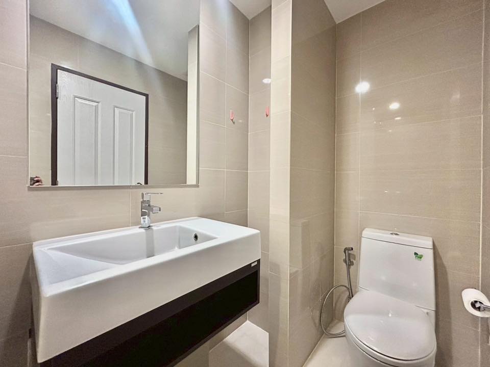 ชื่อโครงการ The Sky Sukhumvit (เดอะ สกาย สุขุมวิท) 1 นอน 1น้ำ ขนาด 33 ตรม ตึก C ชั้น 6 ราคา 13,000