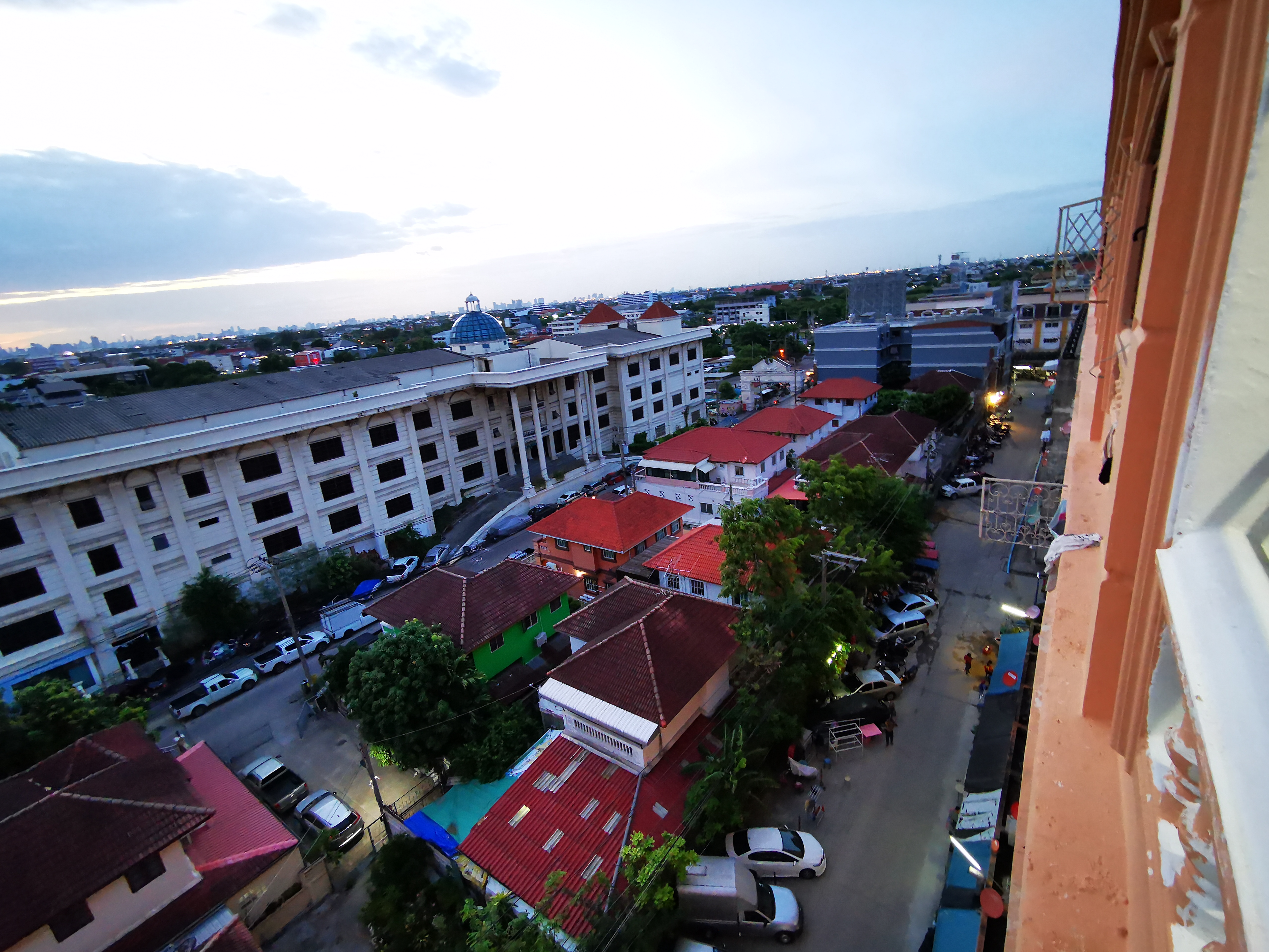 Nirun Residence 9Floor 25 sqm. Mega Bangna Ikea Ram 2 0909897810