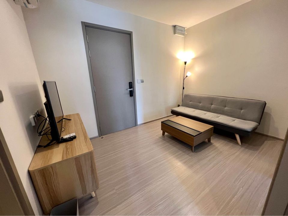 ปล่อยเช่าคอนโด Life Asoke Hype (ไลฟ์ อโศก ไฮป์) - 1ห้องนอน 1ห้องน้ำ 1ห้องนั่งเล่น 1ห้องครัว - ใกล้ MRT เพชรบุรี / ARL มักกะสัน - ขนาดห้อง 30 ตรม. ชั้น 7