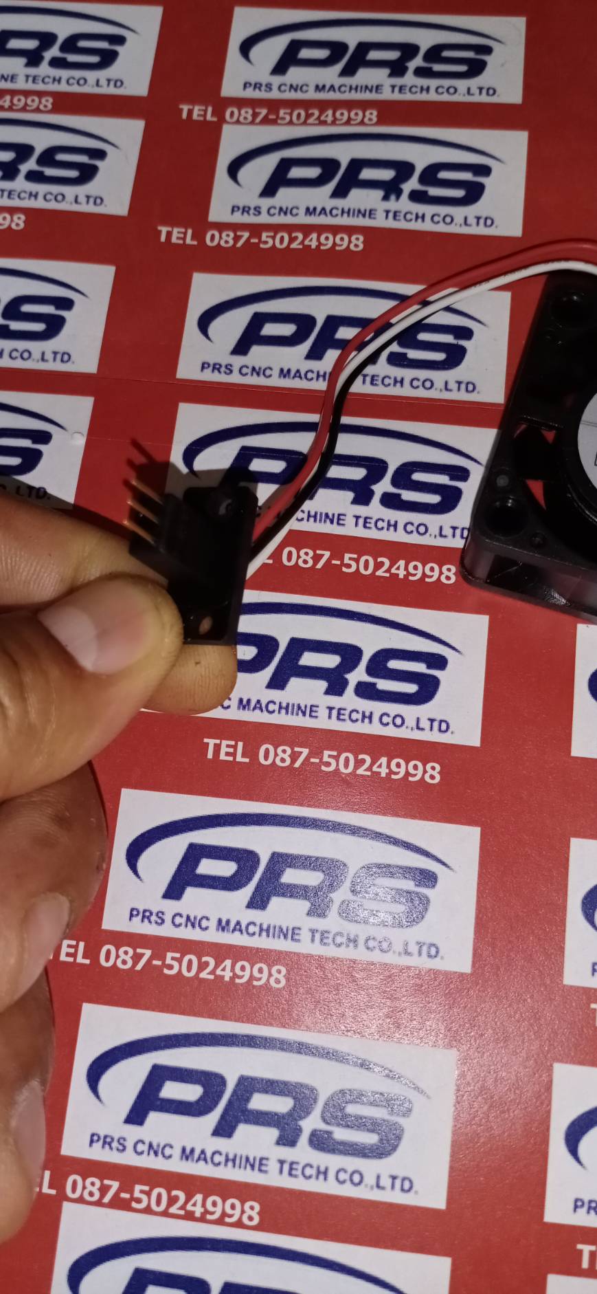 NMB MODEL 1608VL-05W-B69 A90L-0001-0507 black plug no.2