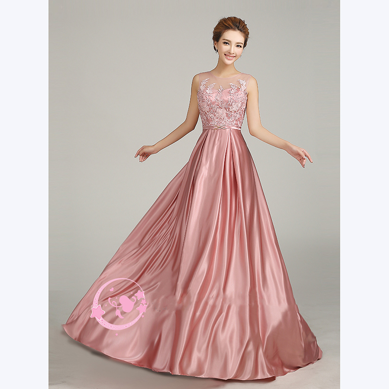 kudapy ชุดราตรียาวสีแดง/ทอง/ชมพู ปักลูกไม้แต่งเลื่อม ด้านหลังเป็นแบบซีทรู กระโปรงผ้าซาติน ชายยาว