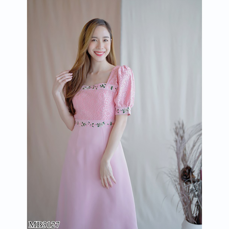 kudapy เดรสสั้นสี/ขาว/สีชมพู คอเหลี่ยม ทรงดินสอผ่าหลังลายดอกไม้