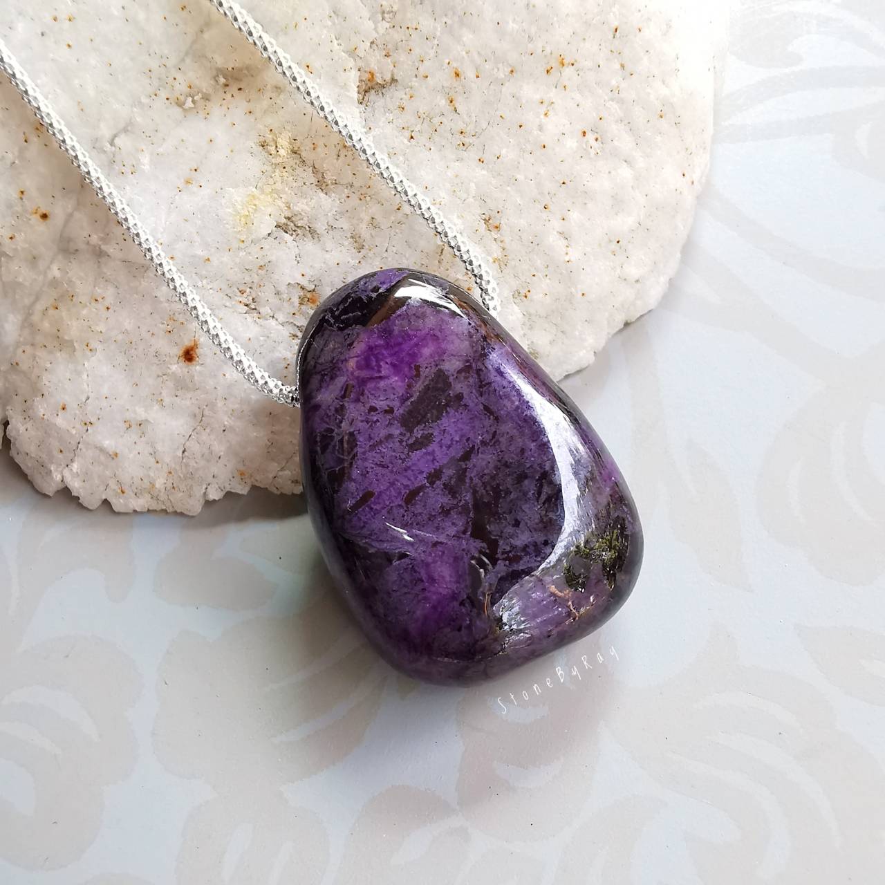 สร้อยคอเงินจี้หินซูกิไลท์(Sugilite)