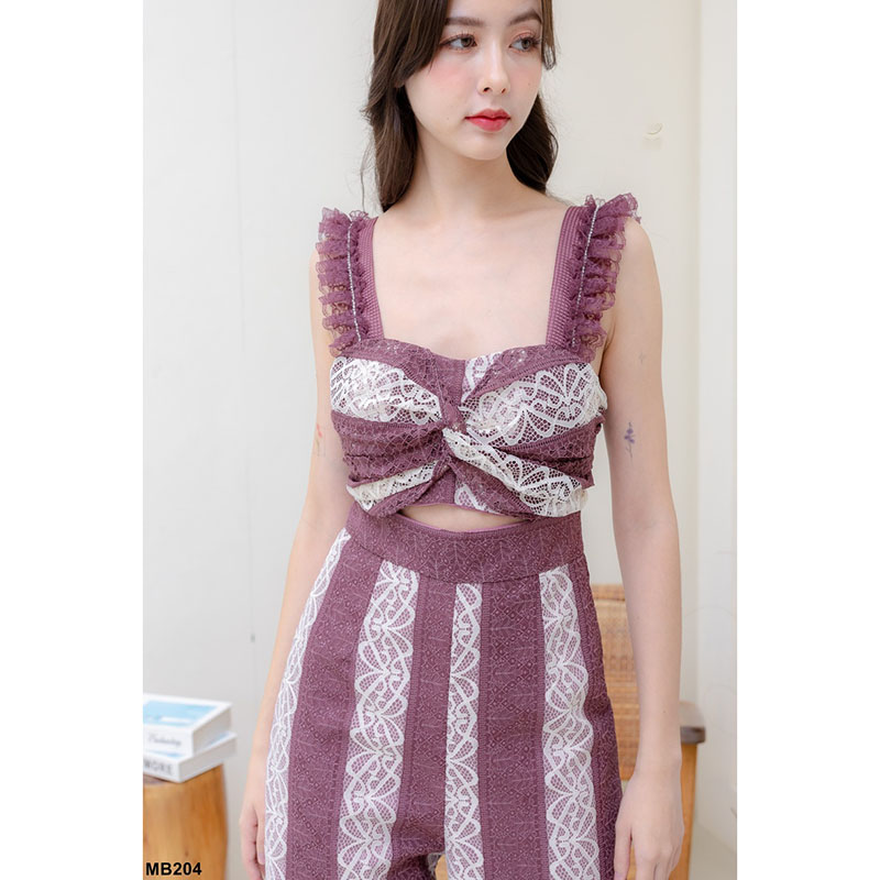 kudapy จั้มสูทลูกไม้ทูโทน สไตล์คาดอก อัดผ้าลาย งานเนี้ยบ เหมาะกับลุคสาวมั่นสุดๆ