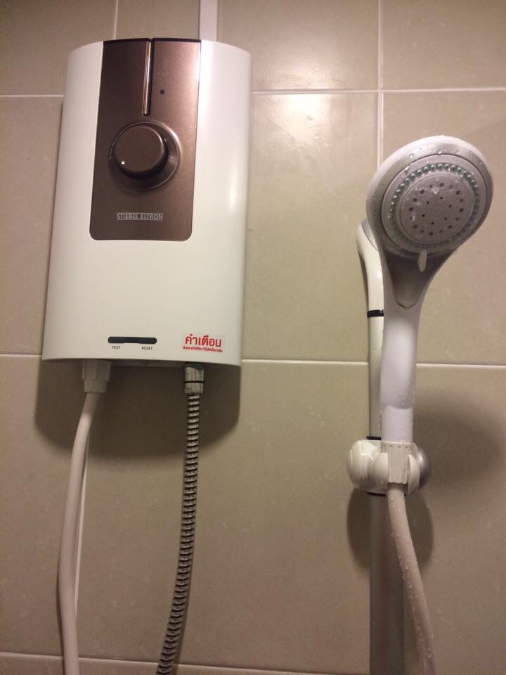 ด่วนให้เช่าและขายคอนโด Lumpini Ville Prachachuen-Phongphet 2 (ลุมพินี วิลล์ ประชาชื่น-พงษ์เพชร2)ใกล้โฮมโปร ฟรีค่าโอนนะจ๊ะ