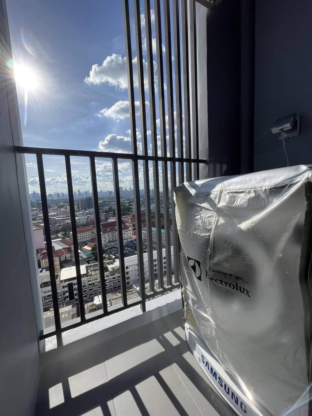 ปล่อยเช่า Modiz Rhyme Ramkhamhaeng (โมดิซ ไรห์ม รามคำแหง) - โซนพื้นที่ MRT รามคำแหง Studio 1ห้องน้ำ 1ห้องครัว - ขนาดห้อง 24 ตรม. ชั้น 17 - ให้เช่า 13,000 ต่อเดือน