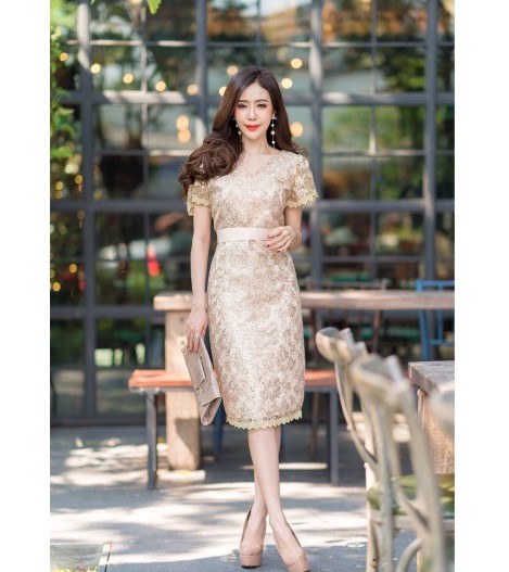 kudapy เดรสสั้นสีแดง, เทา, ทอง, ชมพูโรสโกลด์ ออกงาน เดรสราตรีสั้น เดรสลูกไม้แขนระบายลูกไม้ปักกลิตเตอร์ ดีเทลที่แขนระบายปักลายเชิงลูกไม้ช่วยปกปิดต้นแขน