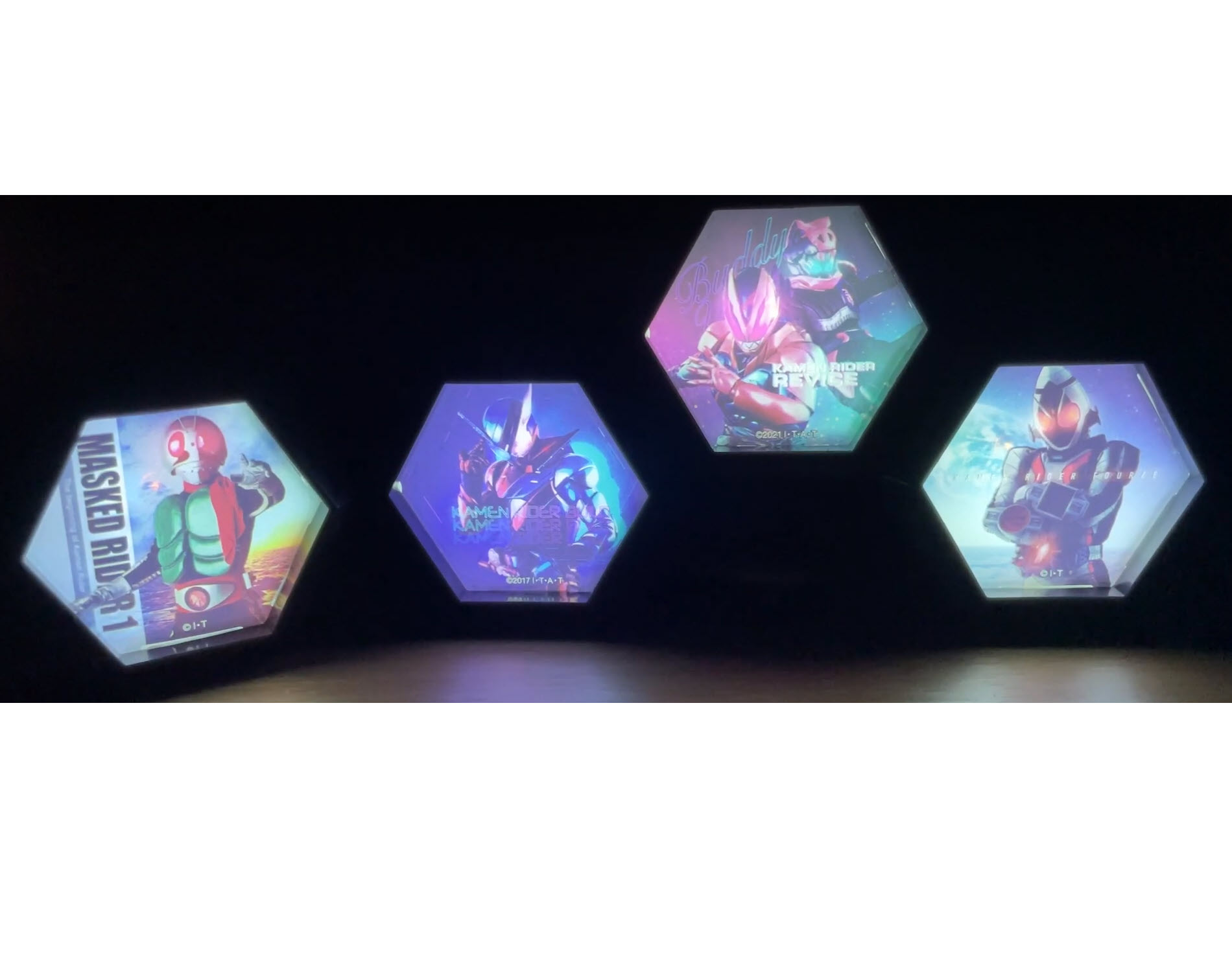 4549660756996 (set 4) Kamen Rider LUMINOUS BOX 01 set of4 ได้ครบ 4 แบบ มีไฟที่รูป