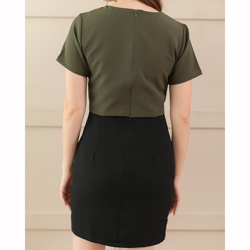 kudapy เดรสสั้นสีเขียวทหาร/สีเลมอน/สีชมพูเข้ม ซิปหลัง เข้ารูปทรงสวยเป๊ะ กิมมิคแต่งกระดุมที่บ่า ดูภายนอกเหมือนใส่แยกชิ้น