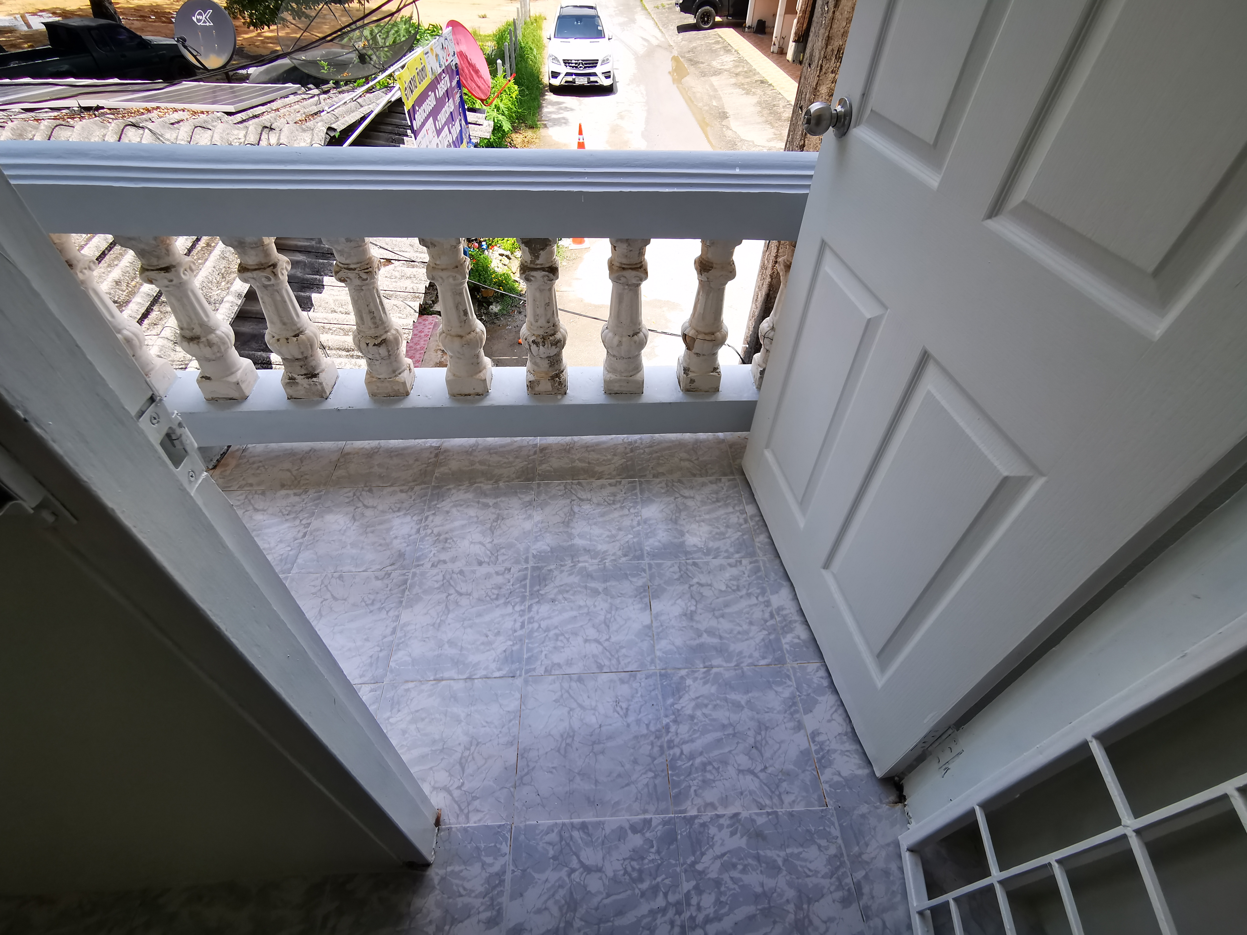 ขายบ้านพลอยสยาม 2ชั้น ดาวน์ 0 กู้ 100 กู้ไม่ผ่าน ผ่อนตรงบริษัทได้ ใกล้แยกศักดิ์ชัย เซ็นทรัล โรบินสัน ตลาดพลอย จันทบุรี ตกแต่งใหม่ ฟรีเฟอร์นิเจอร์ Townhouse Near Robinson Gems Market Chanthaburi renovated free furniture