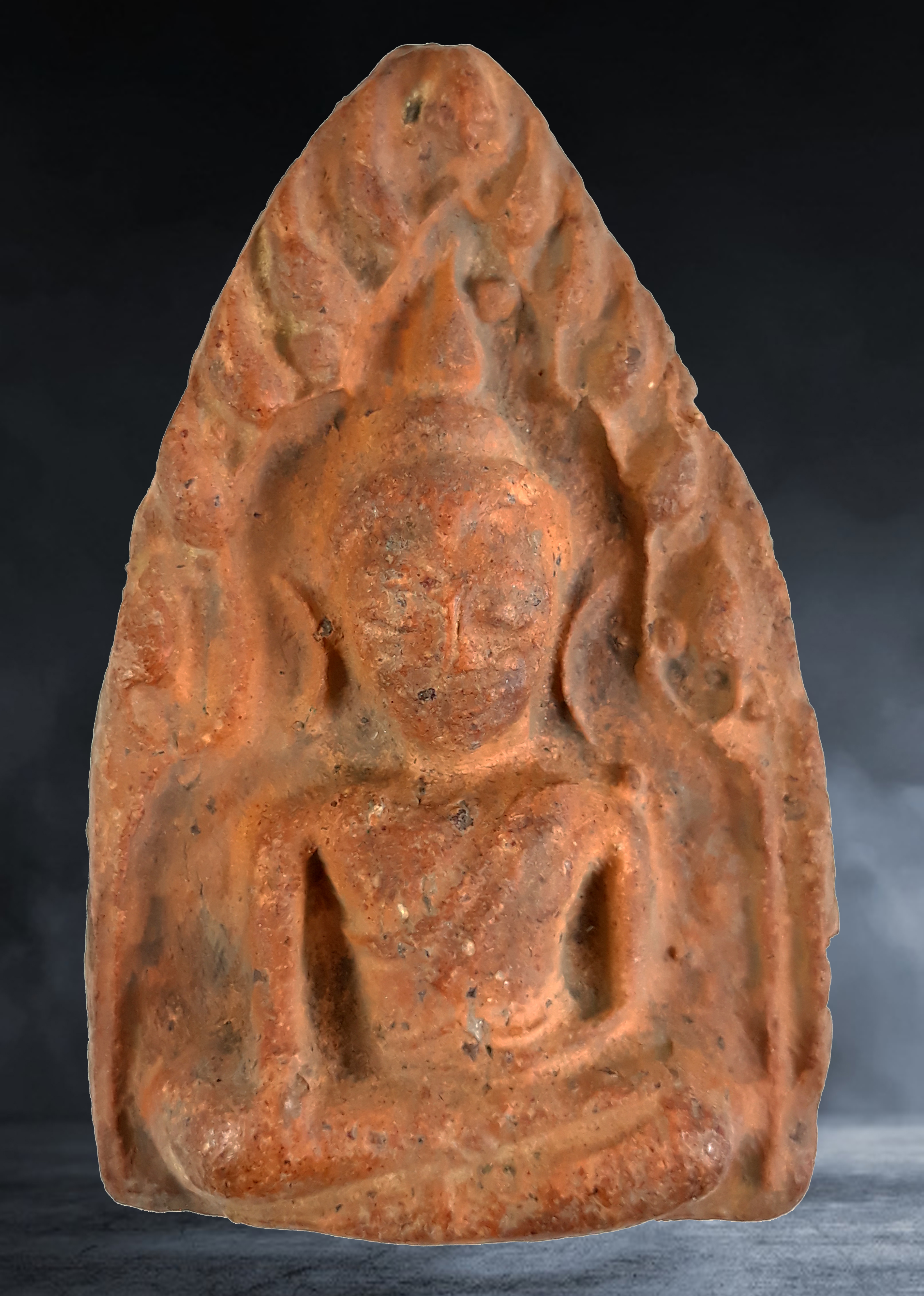 พระขุนแผน วัดป่าเลไลยก์ จ.สุพรรณบุรี รุ่นเณรแก้ว เนื้อดิน ปี ๒๕๕๑