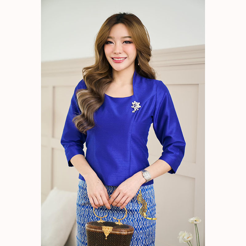 kudapy ชุดเซ็ทเสื้อแพรทิพย์อัดกาว+ ผ้าถุงทอลายขอพระราชทาน ใส่ออกงานสวยดูดี ซูมดีเทลความสวยกันได้