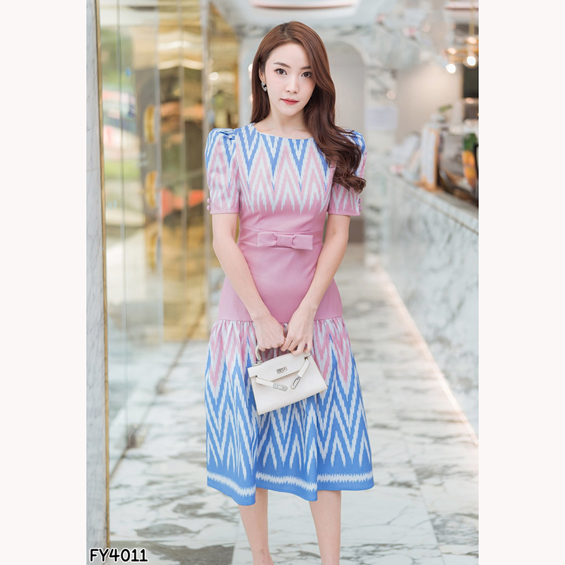 kudapy เดรสสั้นผ้าไทยคอกลมกว้างสีม่วง/สีชมพู สายรัดเอวลายไทยใส่สบายสวยดูดี