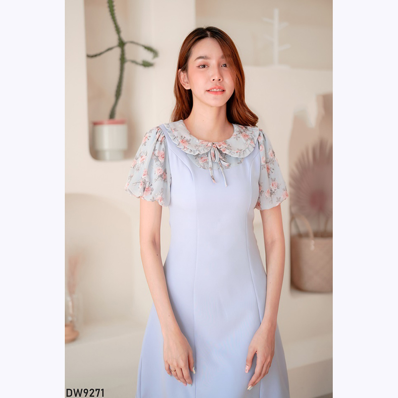 kudapy เดรสส้นสีฟ้า/สีชมพู/สีน้ำตาล ทรงบานแขนลายดอก