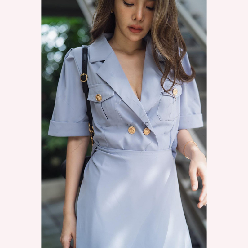 kudapy เดรสสูทกระดุมหน้า ดีไซน์เก๋ด้วยกระโปรงไขว้หน้า เนื้อผ้าทิ้งตัว