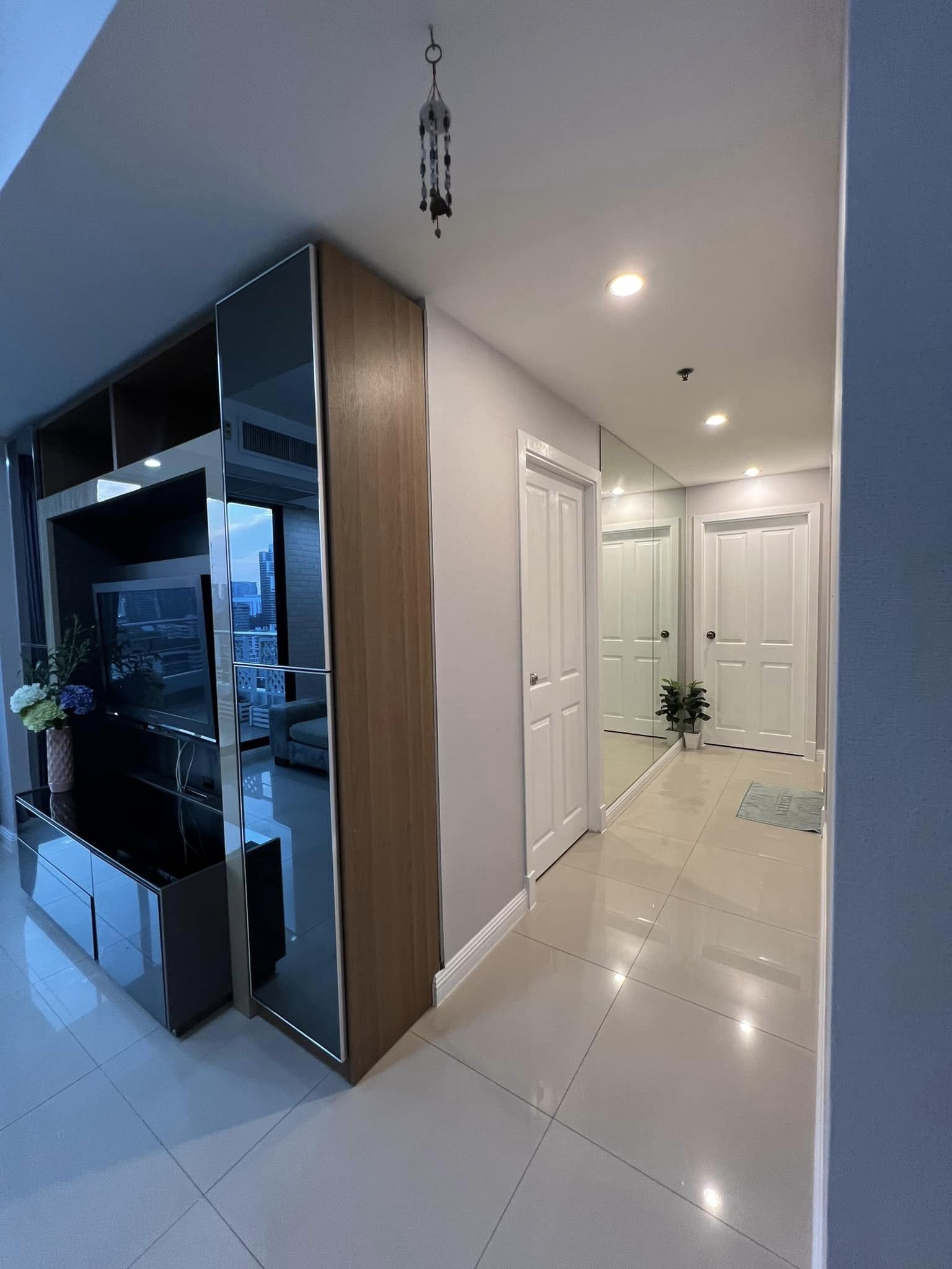 ปล่อยเช่าคอนโด ศุภาลัย พรีเมียร์ เพลส อโศก Supalai Premier Place Asoke - 2ห้องนอน 2ห้องน้ำ 1ห้องนั่งเล่น - ใกล้ MRTเพชรบุรี BTSอโศก/มศว/แกรมมี่ - ขนาดห้อง 110 ตรม. ชั้น 22