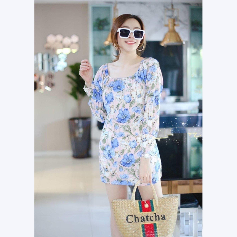 kudapy เดรสสั้นสีดำ,ฟ้า,เหลือง,ขาว ลายดอกใส่เปิดไหล่หรือคอเหลี่ยมก้ดูดีลายสวย