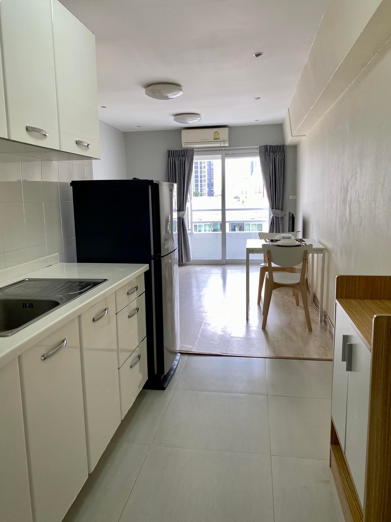 ปล่อยเช่าคอนโด Thonglor Tower : ทองหล่อ ทาวเวอร์ - โซนพื้นที่ BTS ทองหล่อ - 2ห้องนอน 1ห้องน้ำ 1ห้องนั่งเล่น - ขนาดห้อง 48.79 ตรม. ชั้น 10 ตึก A