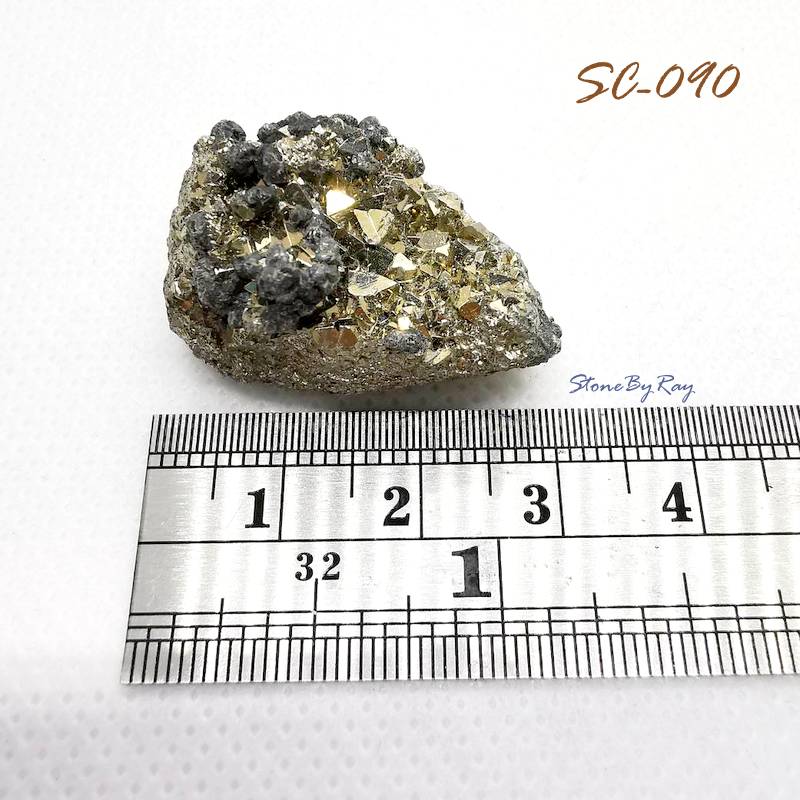 ไพไรต์ (Pyrite Octahedra Peru)