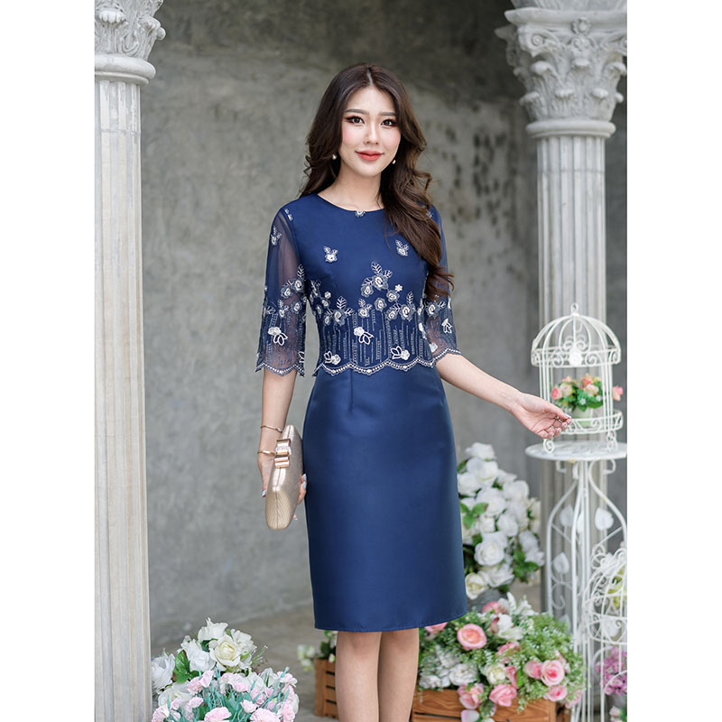 kudapy เดรสสั้นสีกรม/สีม่วงเผือก ผ้าไหมลูกไม้ปักลายเชิงสวยหวาน ดีไซน์เย็บคลุมด้วยเสื้อลูกไม้แขนศอกด้านบน