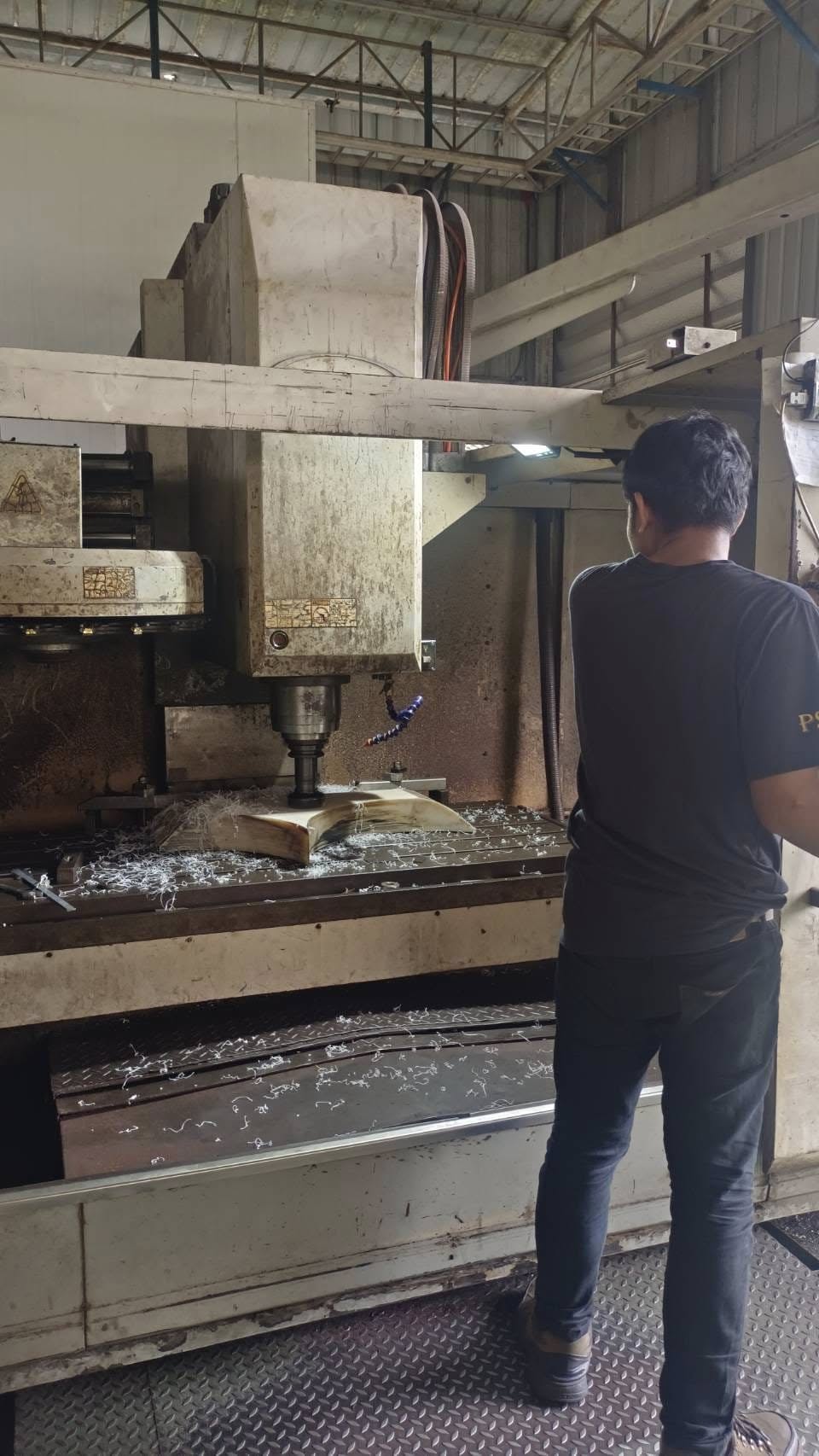 เครื่อง HARDFORT อาการ Servo drive ALARM 52