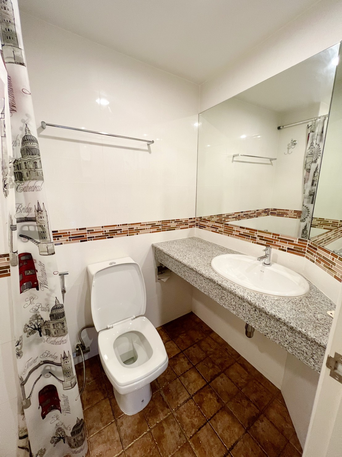 ให้เช่าคอนโด Lumpini Park Rama 9 - Ratchada (ลุมพินี พาร์ค พระราม 9 - รัชดา) - ห้องหรูสไตล์โมเดิรน์ตกแต่งสวยพื้นกระเบื้องเฟอร์ครบ - ให้เช่า 12,500 ต่อเดือนรวมส่วนกลาง สัญญาขั้นต่ำ 1 ปี