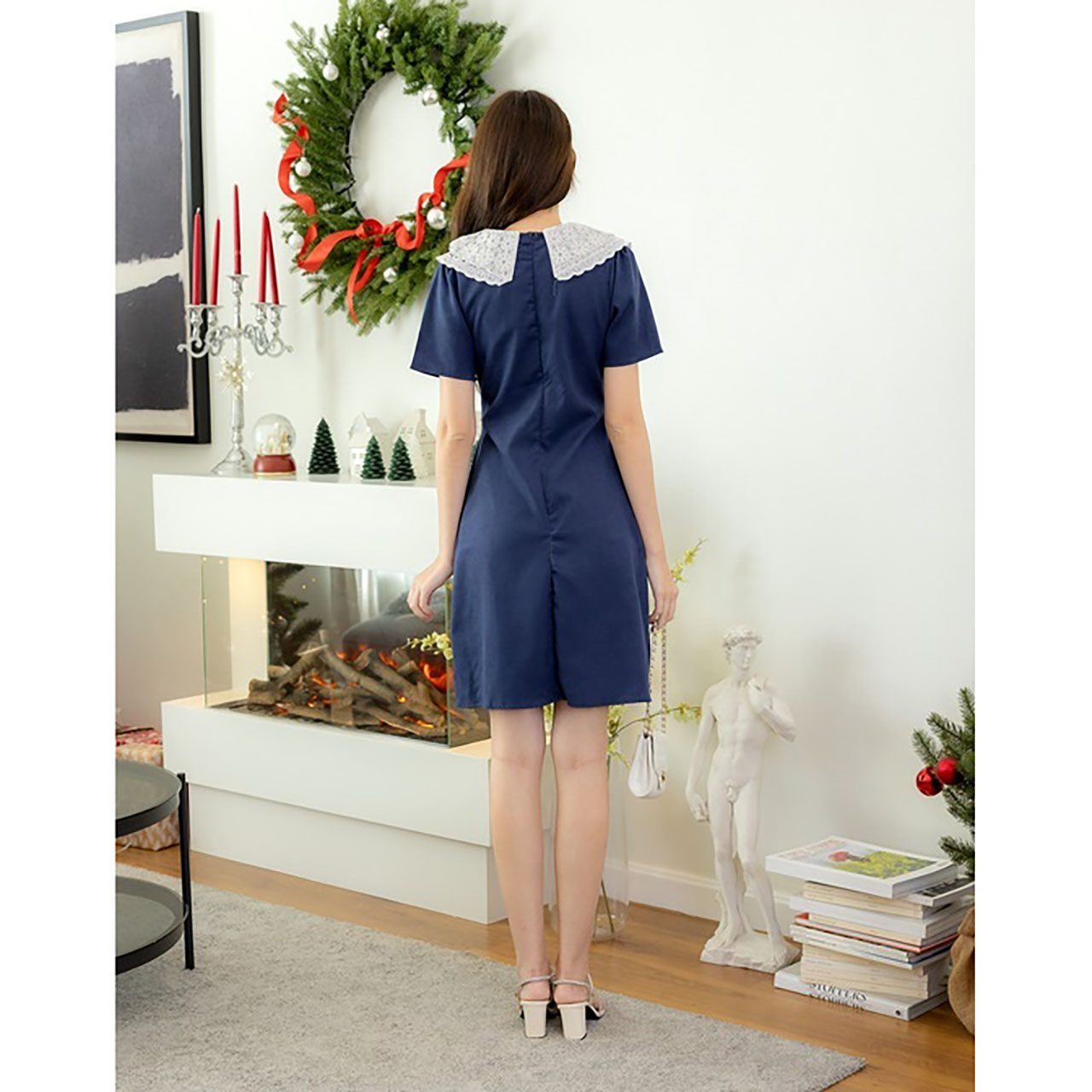 kudapy เดรสสั้นสีชมพู/สีกรม สีพื้นแต่งปกลูกไม้ คอบัวผ้าลูกไม้ แขนสั้น ผ้าใส่สบาย