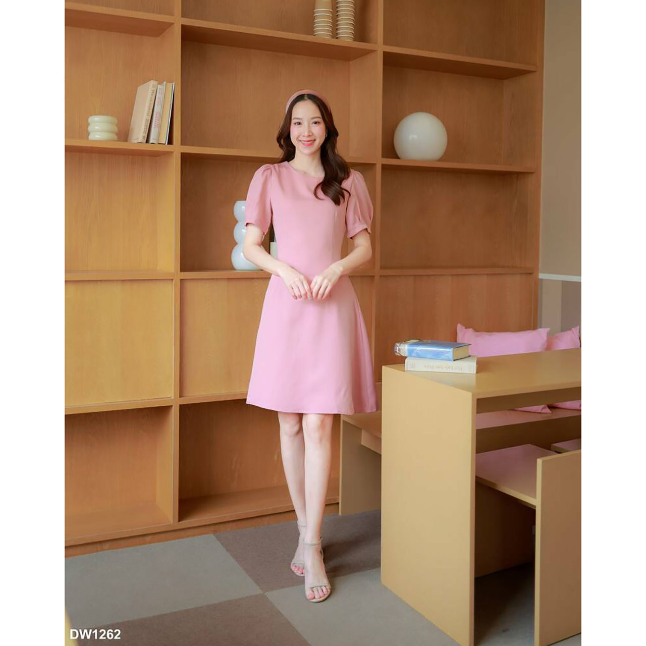 kudapy เดรสสั้นสีแดง/สีกรม/สีชมพู แขนตุ๊กตาคอกลม ผ้าใส่สบาย