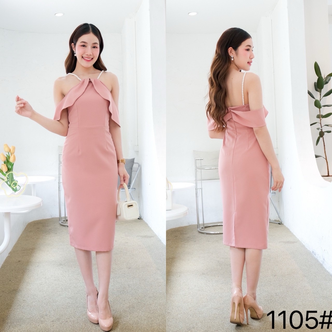 kudapy เดรสสั้น ทรงสอบ เว้าบ่า แต่งสายมุก กระโปรงสอบทรงดินสอ เก็บทรง ผ่าหลัง