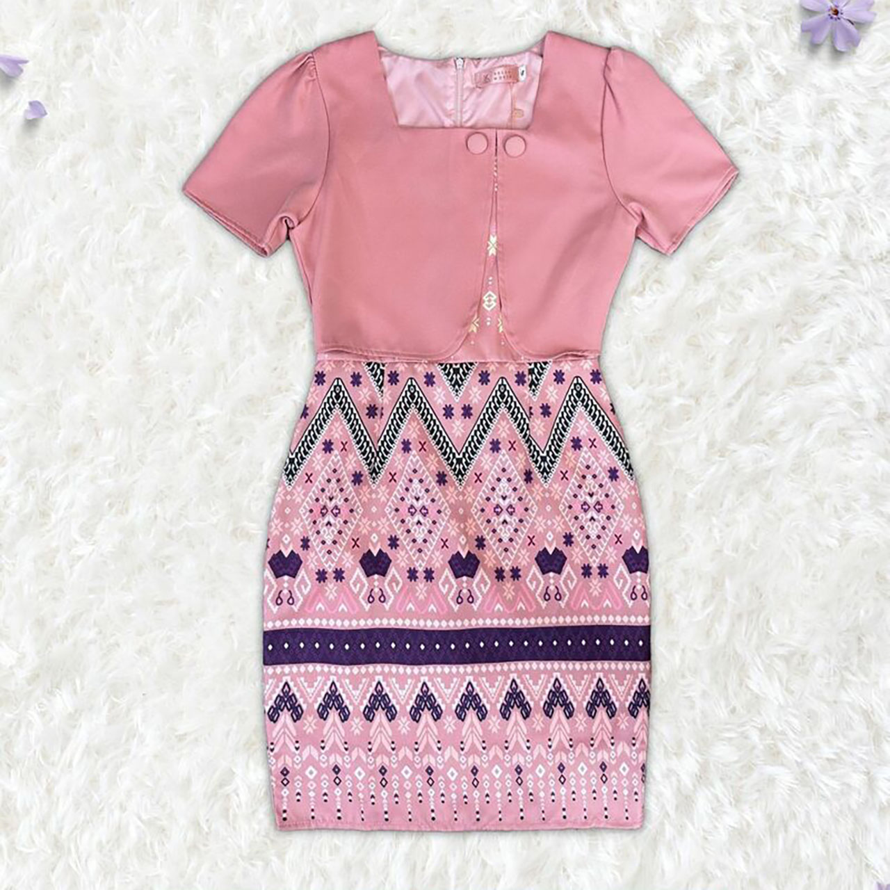 kudapy เดรสสั้นสีชมพู/สีม่วง ผ้าทอกั๊กพื้นกระโปรงลายไทย