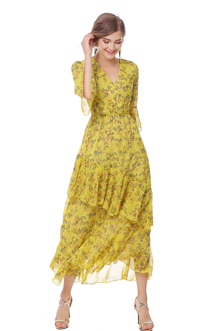 เดรสยาวคอวีผ้าชีฟองแต่งระบายสีเหลืองพิมพ์ลายดอก สไตล์โบฮีเมียนใส่ไปทะเลหรือใส่ไปงานได้ค่ะ M L