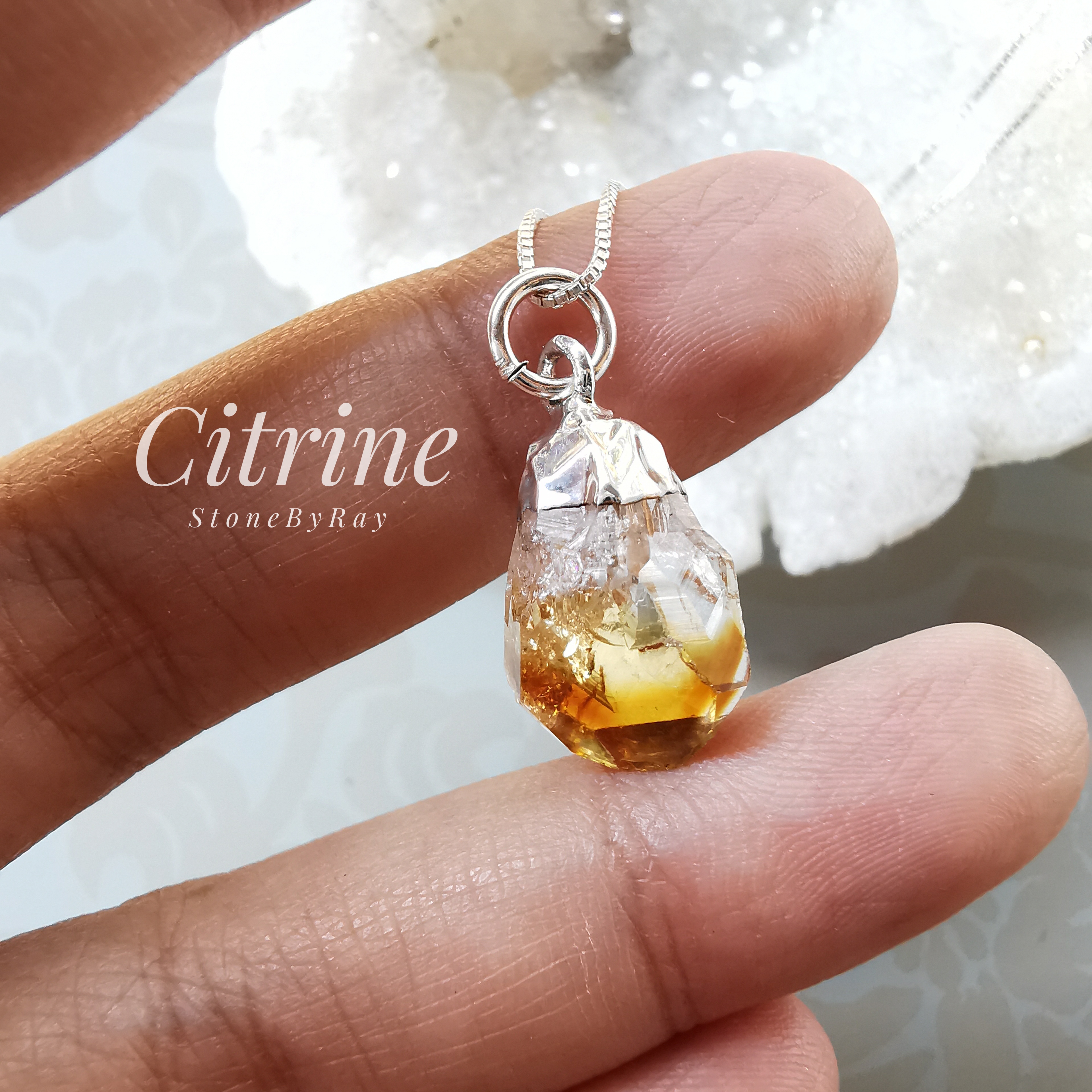 สร้อยคอเงินจี้หินซิทรินผลึกธรรมชาติ