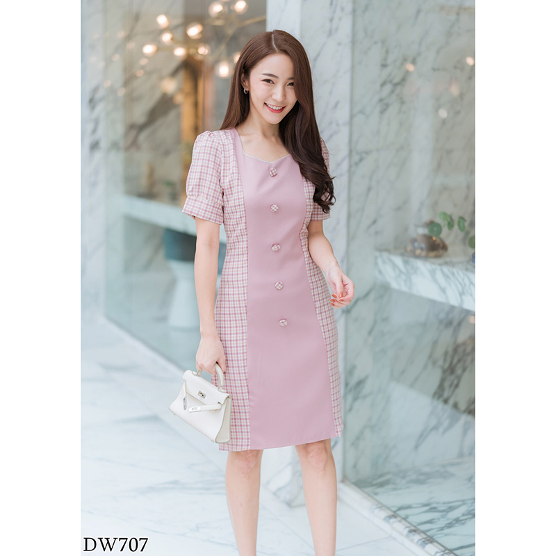 kudapy เดรสสั้นทูโทนลายสก็อตสีชมพู/กรม/เขียว กระดุมหน้าลายตาราง สวยดูดี