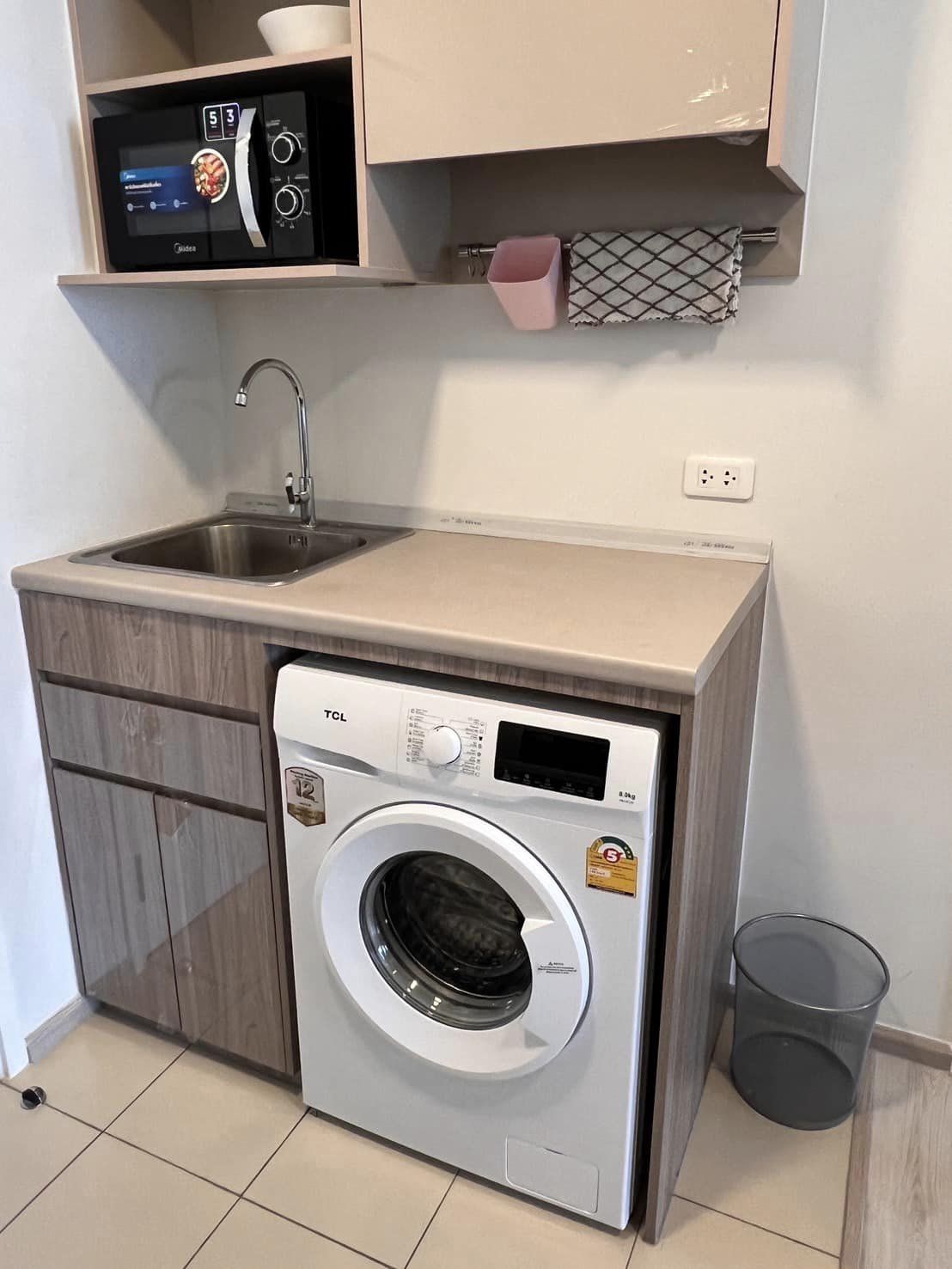 ปล่อยเช่าคอนโด Plum Condo Sukhumvit 62 (พลัม คอนโด สุขุมวิท 62) - เฟอร์เครื่องใช้ไฟฟ้าครบครั้น - ใกล้ BTSบางจาก