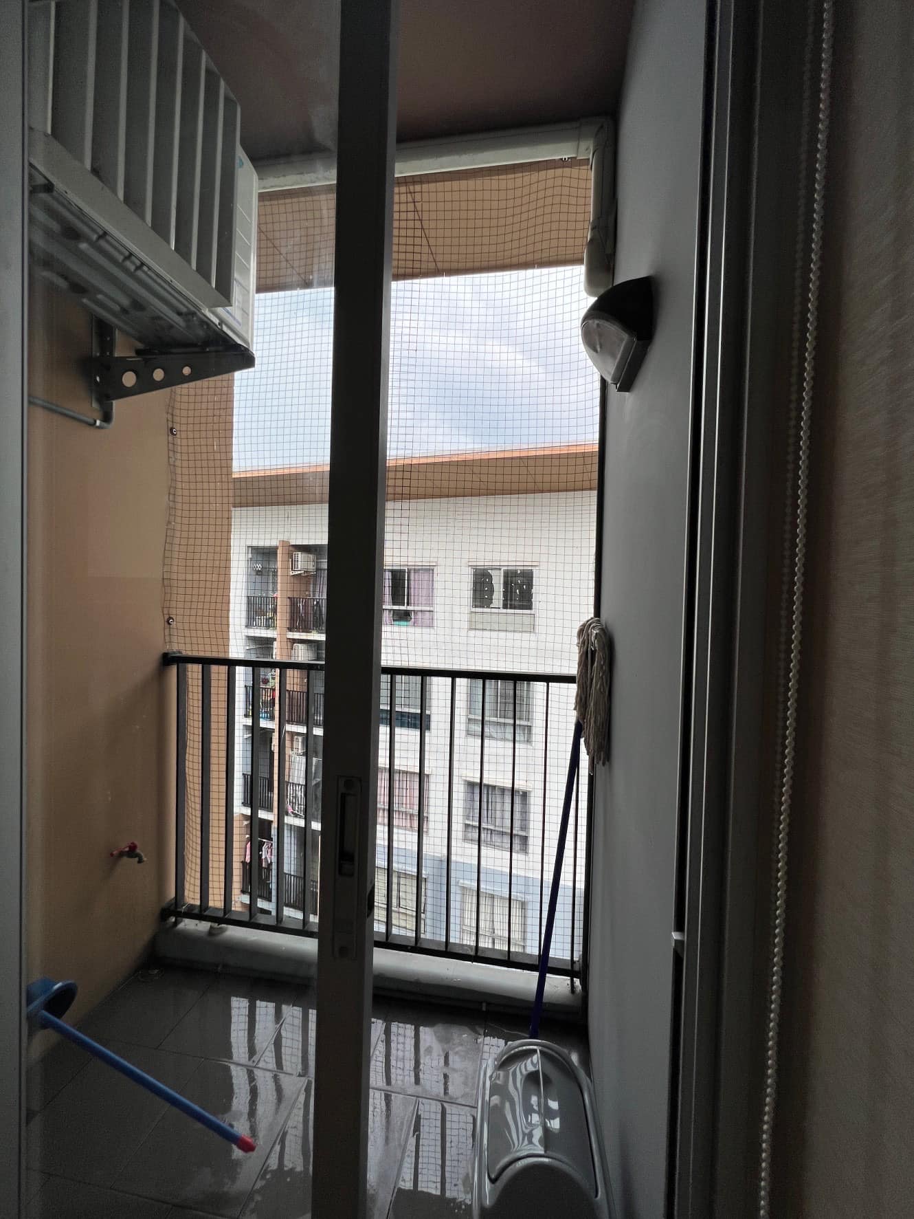 ห้องตกแต่งครบ พลัม คอนโด บางใหญ่ สเตชั่น ให้เช่าน่าอยู่พร้อมเข้าได้เลย สอบถามแอด Line ID : Smile-easy