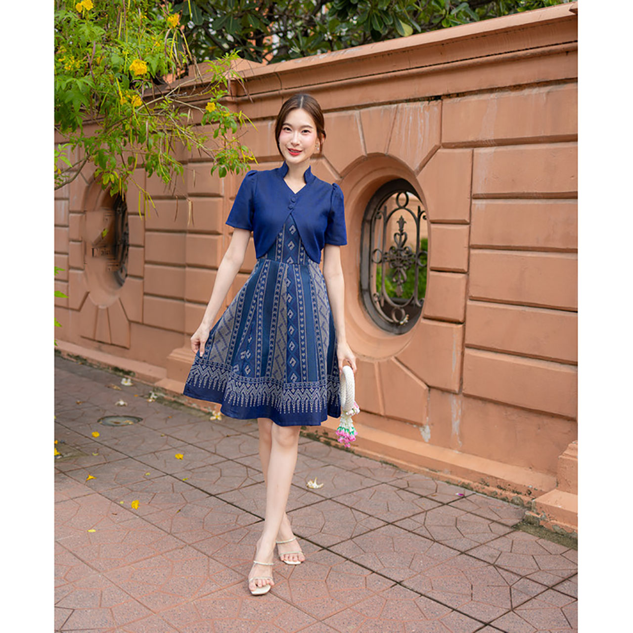 kudapy เดรสสั้นสีกรม/สีเหลือง เสื้อกั๊กคลุมกระดุม2เม็ดอัดกาว