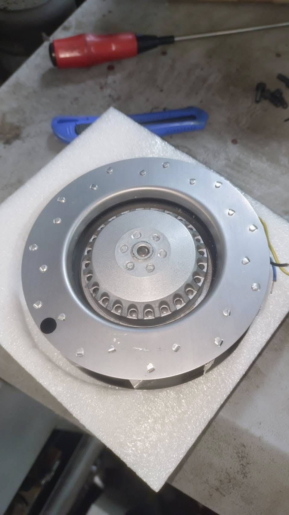 เปลี่ยนพัดลม spindle Motor